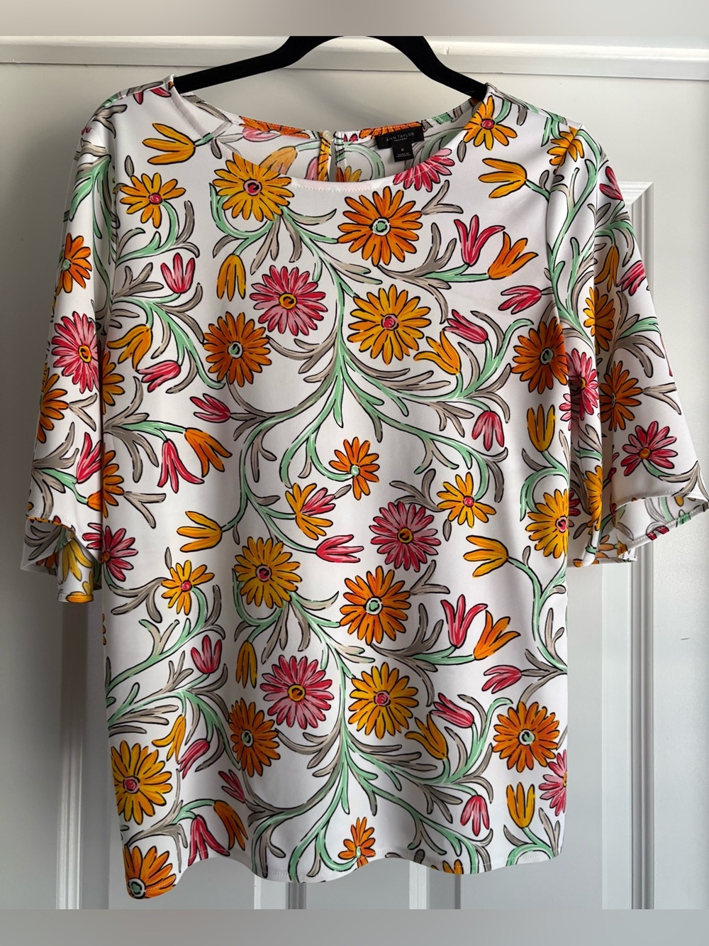 Ann Taylor White Floral Short-Sleeve Top with Yellow & Pink Flowers